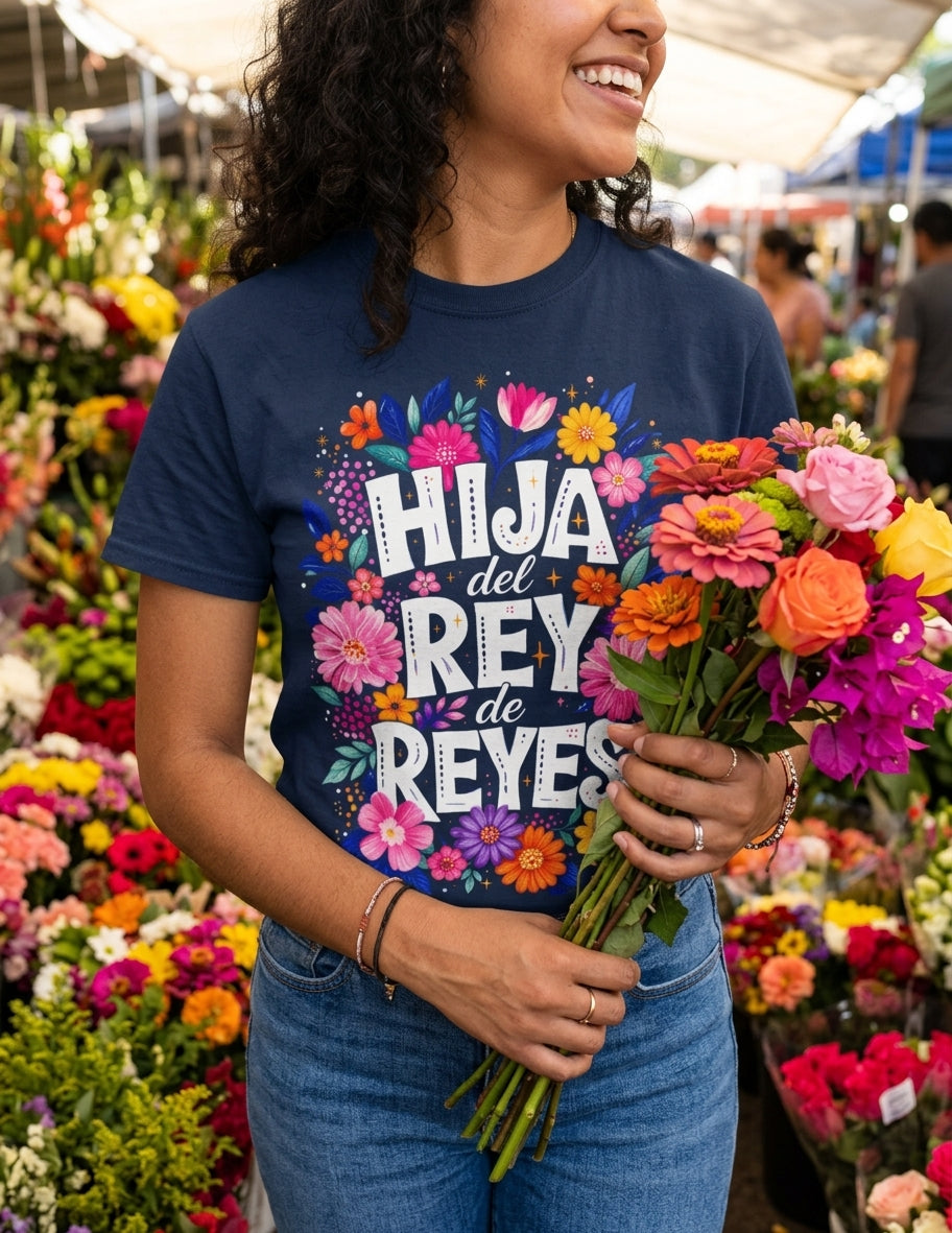 "Hija del Rey de Reyes" Cotton T-shirt